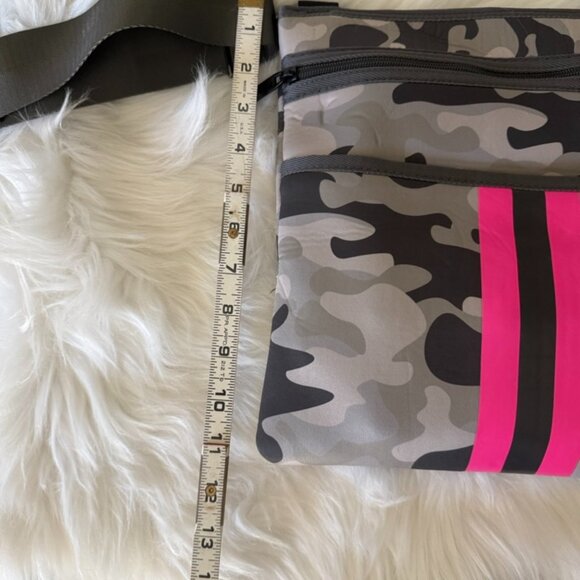 Haute Shore - Peyton Cairo Crossbody - gently used - Picture 6 of 7